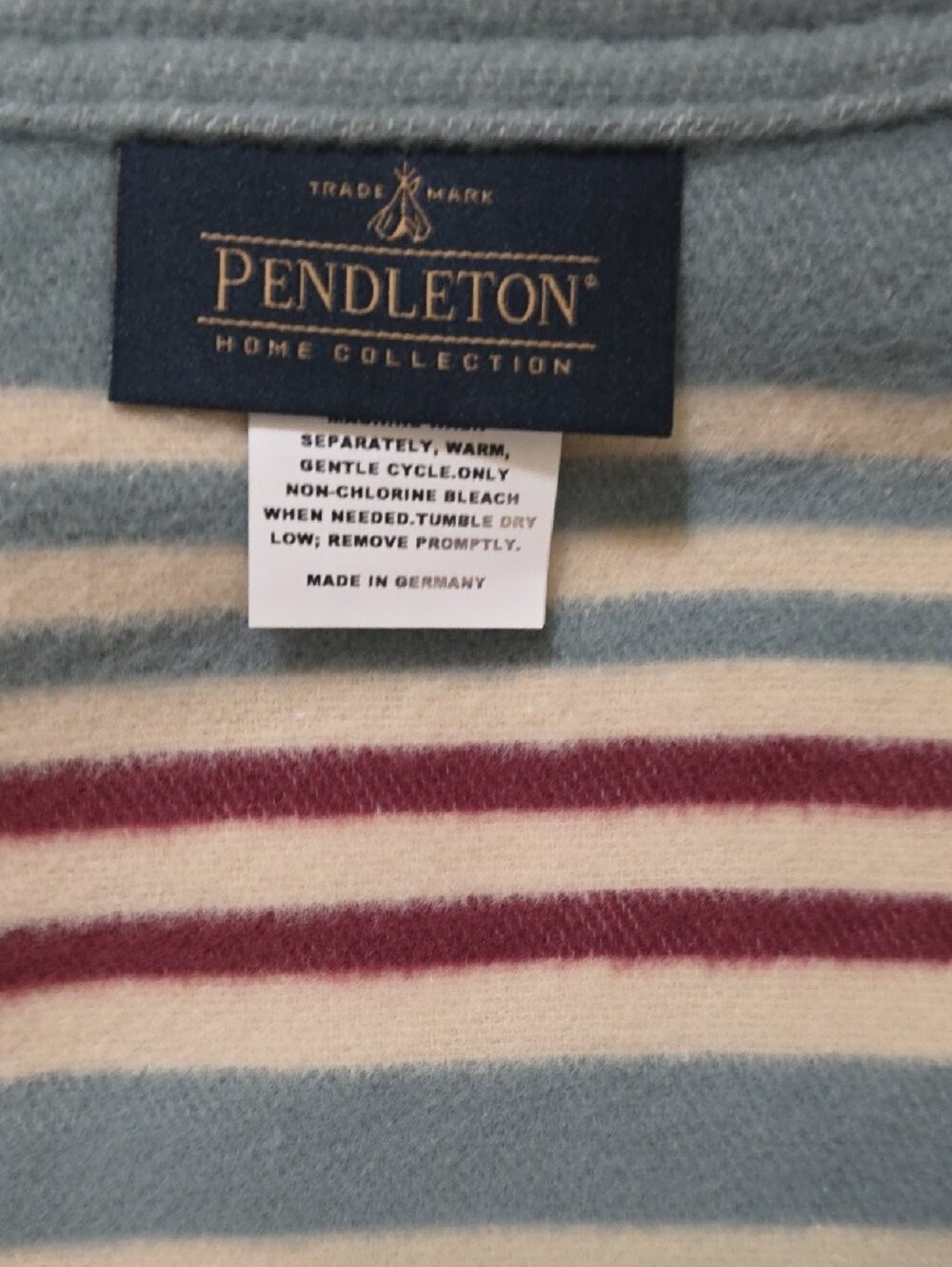 Pendleton Cotton Throw - Picture 2 of 3